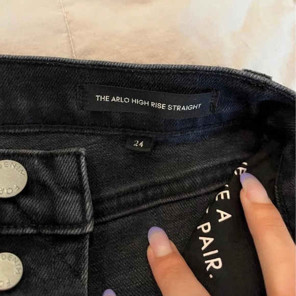 Aritzia Denim forum ARLO jeans - Picture 4 of 6